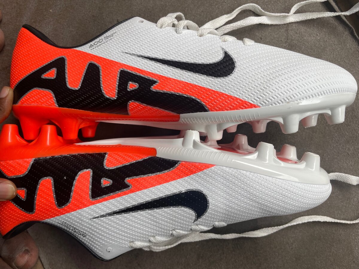 Crampon (Paire de marque)