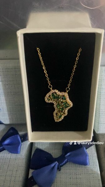 Collier Afrique Doré Éclatant