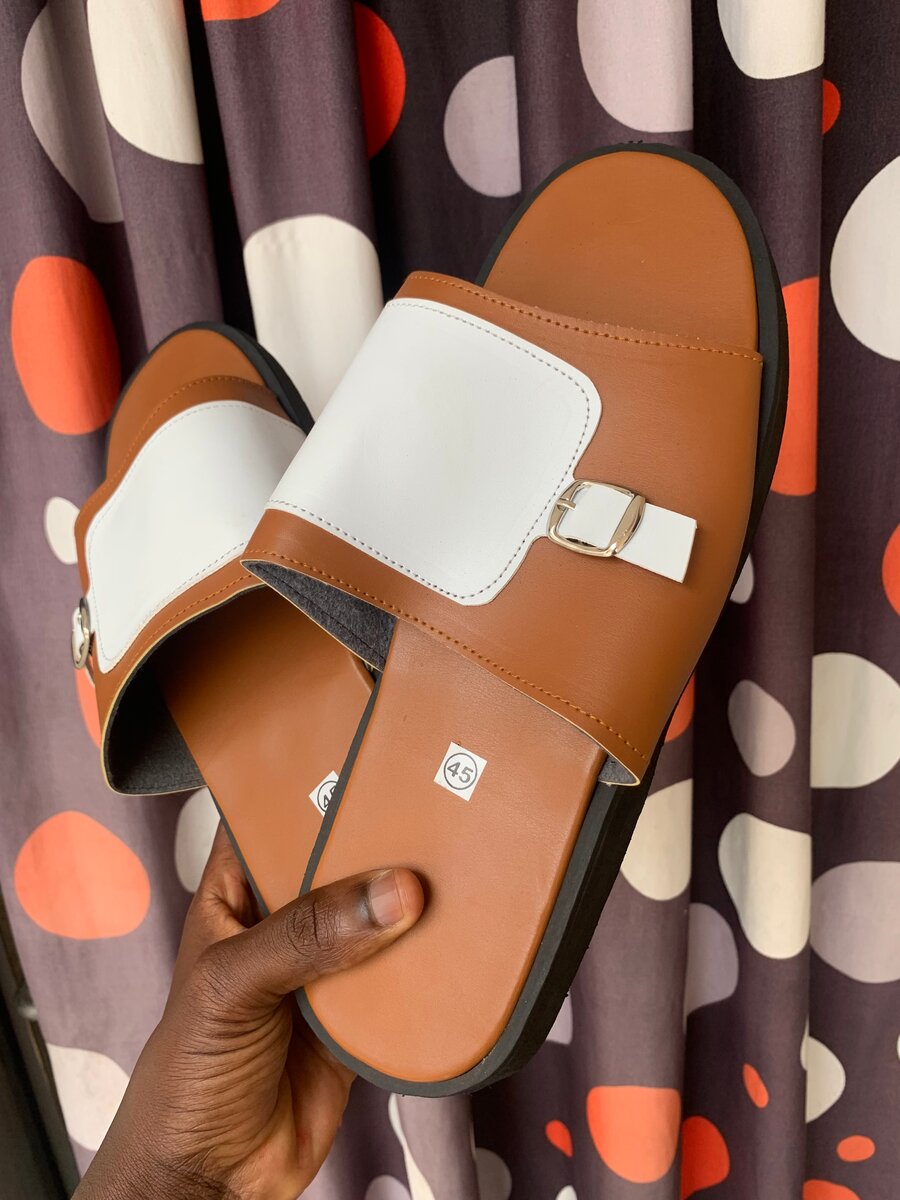 Sandales marron élégantes