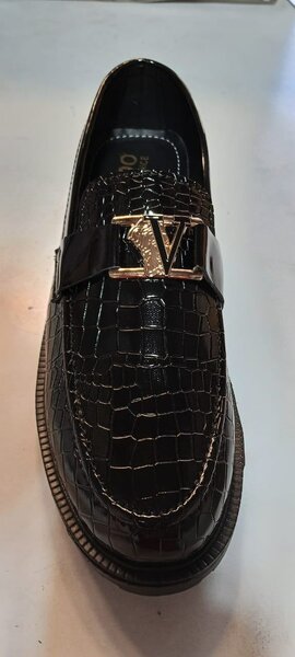 Cosmic shoes