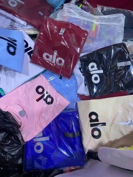 T-shirts Alo colorés et tendance