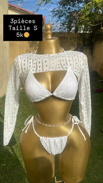 Maillot de bain trois pièces