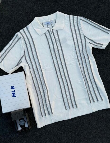 Polo en tricot rayé chic