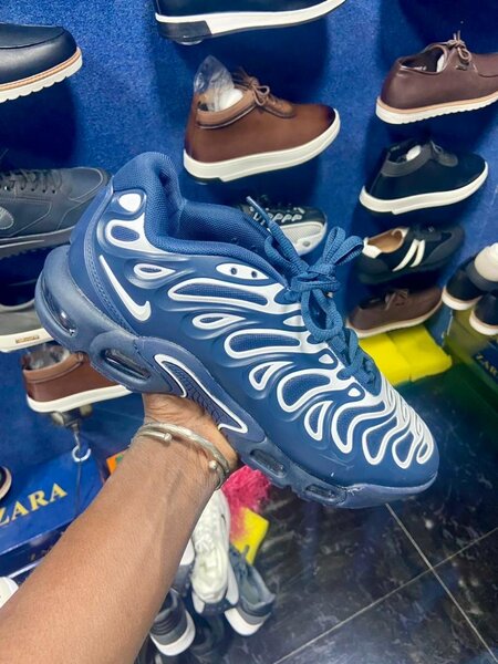 Stylish Blue Running Sneakers