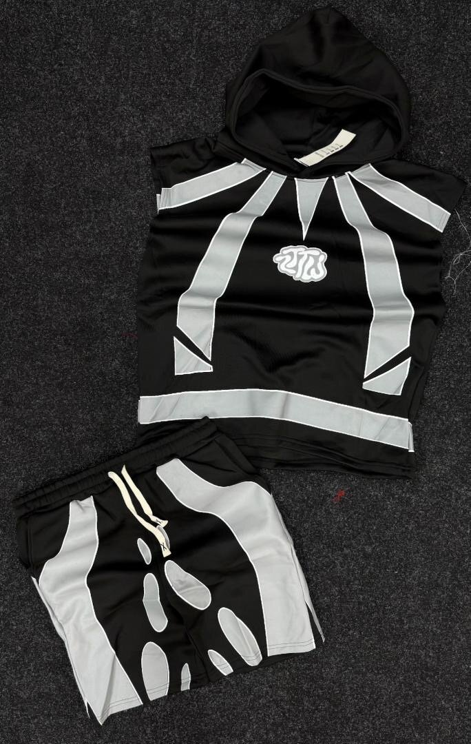 Ensemble survêtement et short