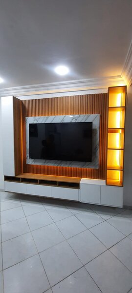 Meuble TV mural moderne