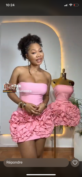 Robe bustier rose élégante