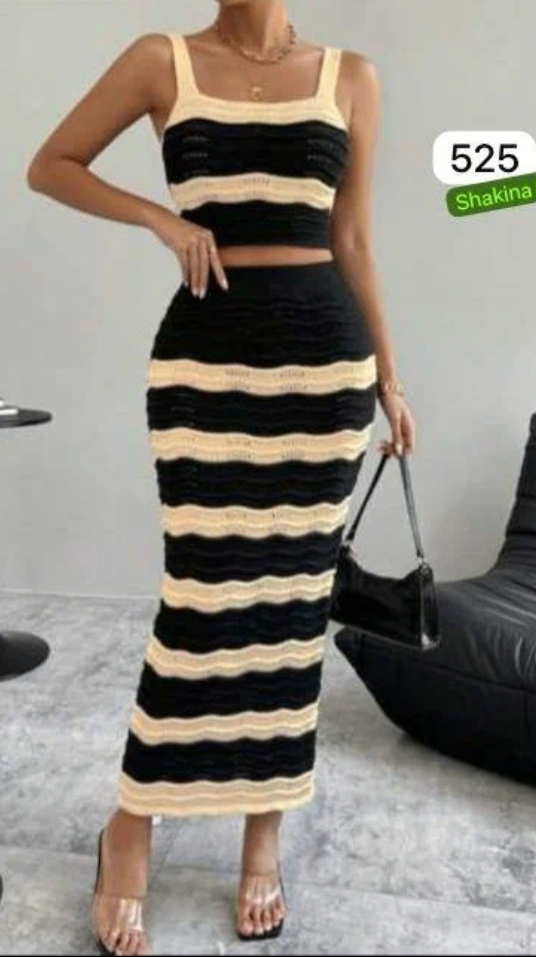 Robe tricot rayée élégante