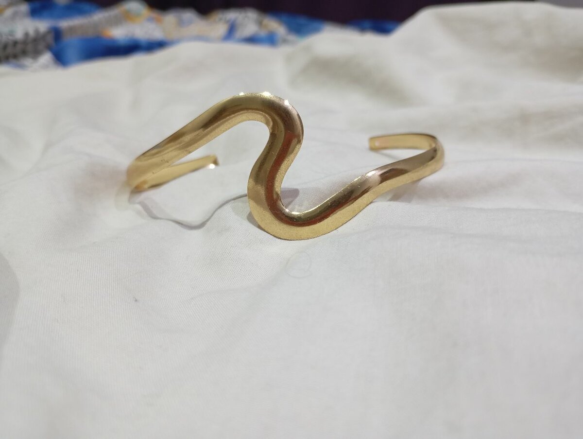 Bracelet de bras dorée