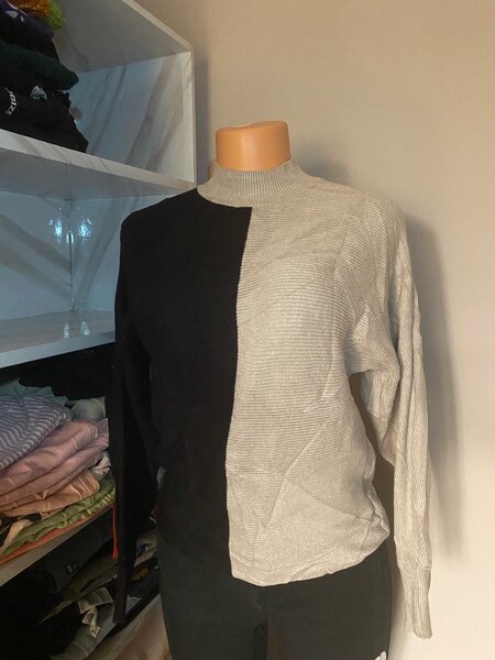 Hoodie /long sleeve top