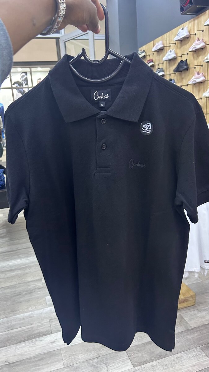 Carducci Golfer