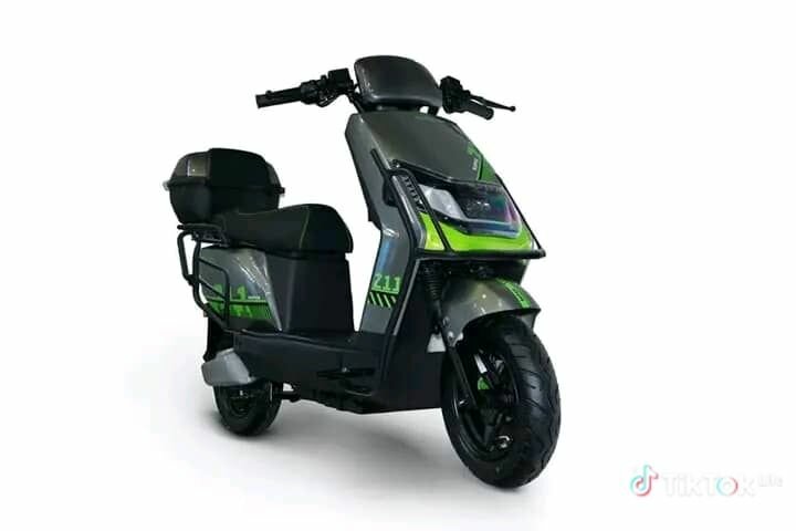 Scooter électrique urbain
