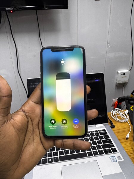 iPhone X 64GB Noir