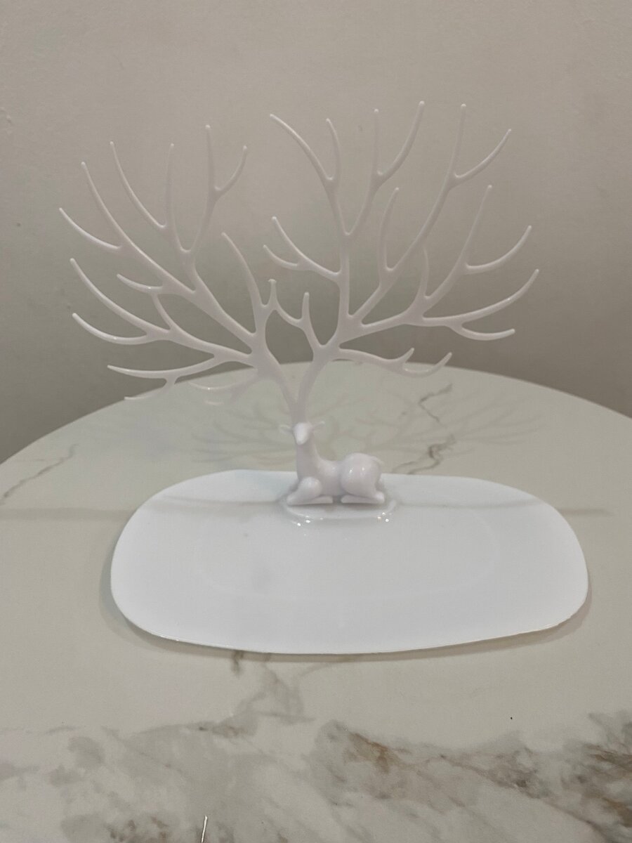 Arbre à bijoux cerf blanc