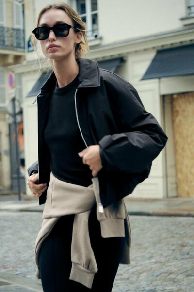 Бомбер от Zara