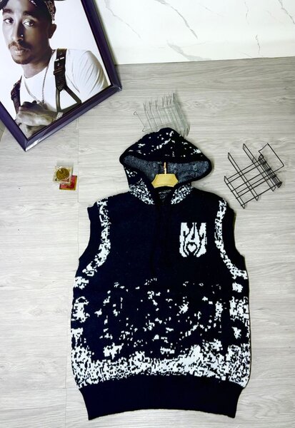 Gilet à capuche tendance