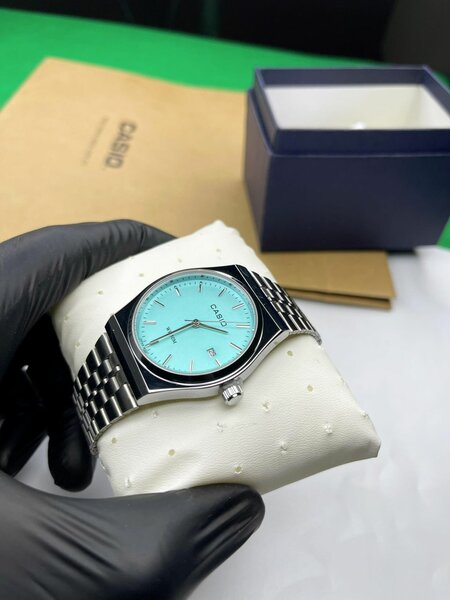 Montre Casio Élégante