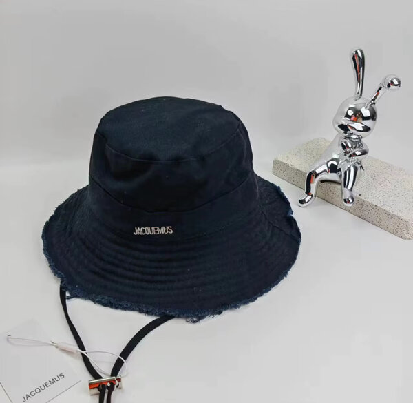 Chapeau Bob Noir Jacquemus