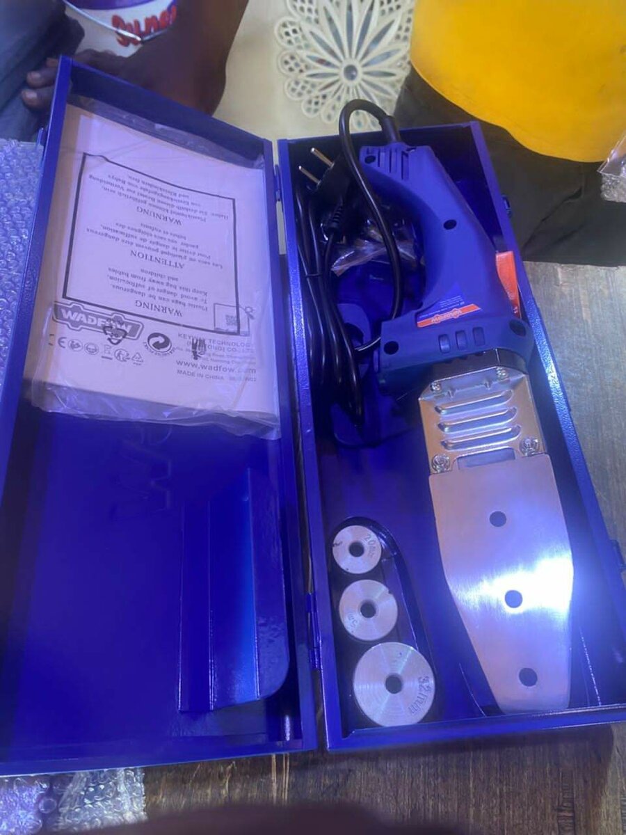 MACHINE POUR SOUDER TUYAU PPR ET PEX WADWOF 800W