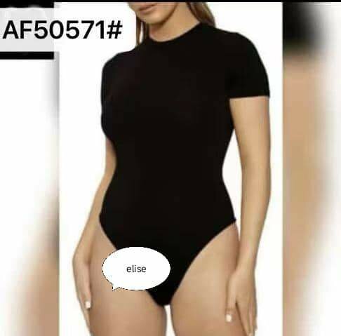 Body noir élégant femme