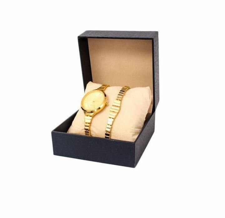 Montre Femme Dorée Élégante