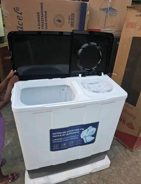 Lave-linge semi-automatique