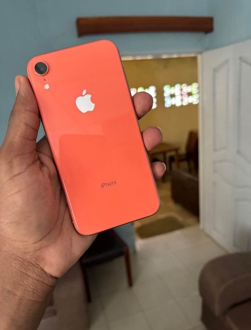 iPhone XR tout est d’origine j’amai démonté