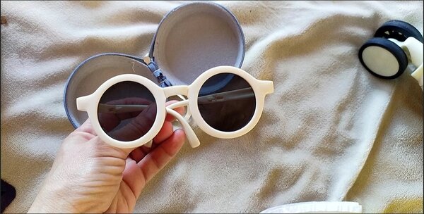 Складные солнцезащитные очки с чехлом