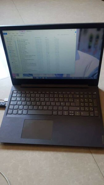 Lenovo Laptop