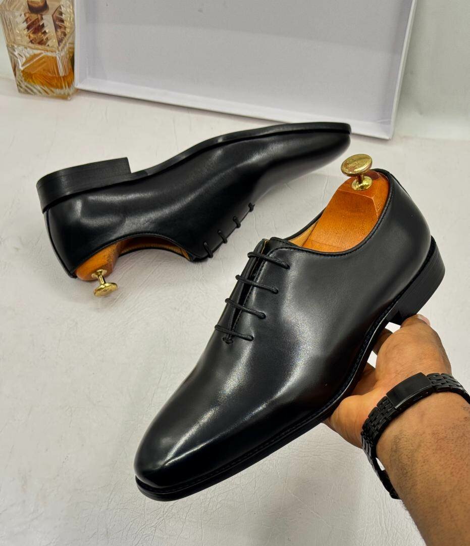 Purely leather formal shoes