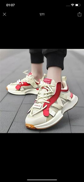 Baskets de sport modernes