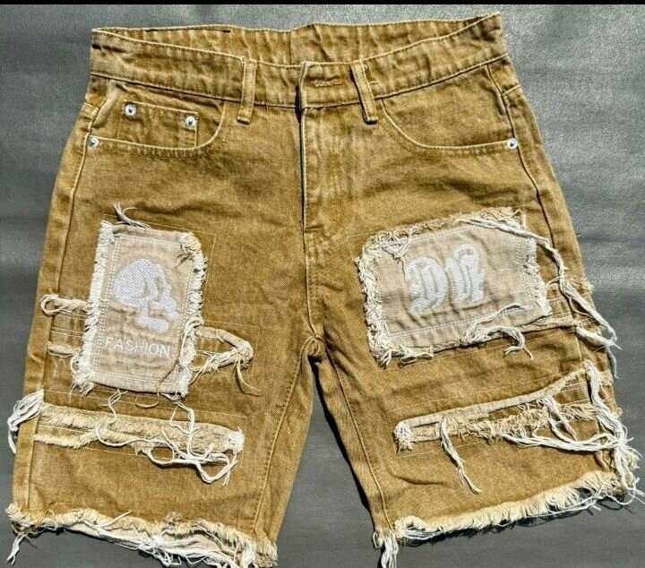 Shorts en denim déchiré homme