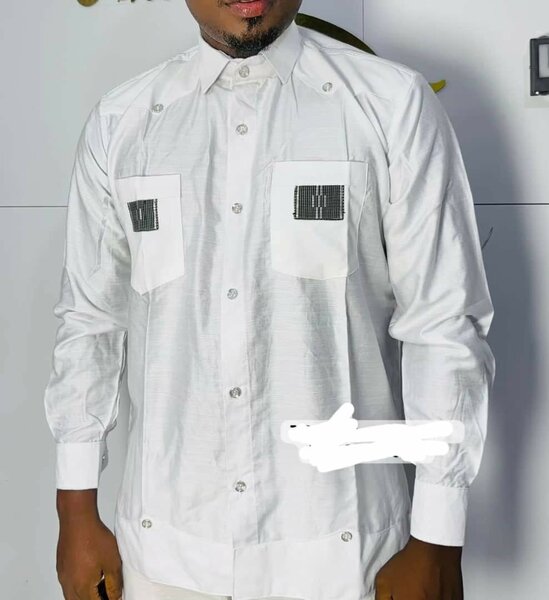 Chemises élégantes pour hommes