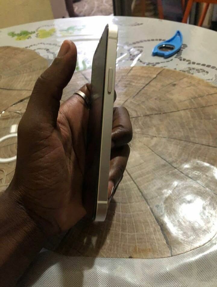 iPhone 12 Blanc 64 Go