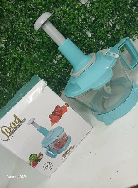 Mini-hachoir manuel compact