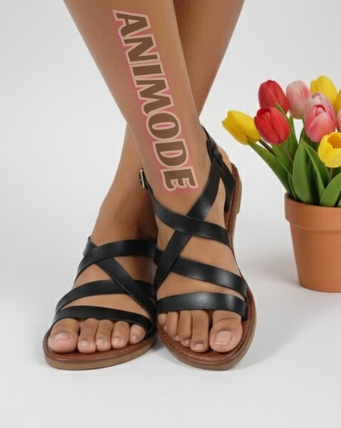 Sandales en cuir noir élégantes