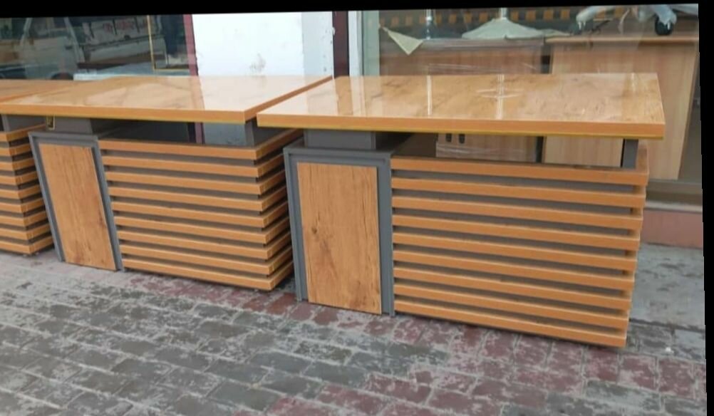 Office table