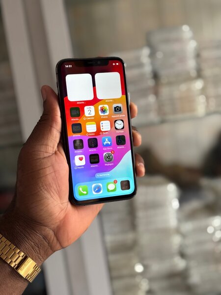 iPhone 11 Pro 64Go 10/10