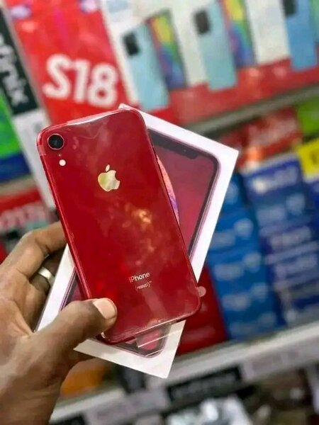 iPhone XR Rouge Éclatant 64 Go