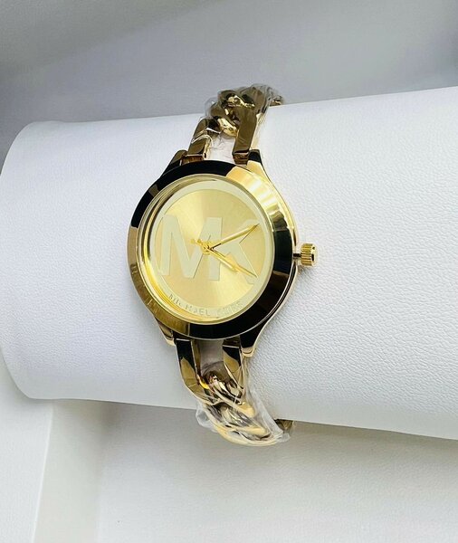 Montre dorée élégante MK