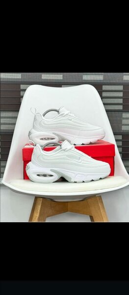 Baskets blanches Air Max confort