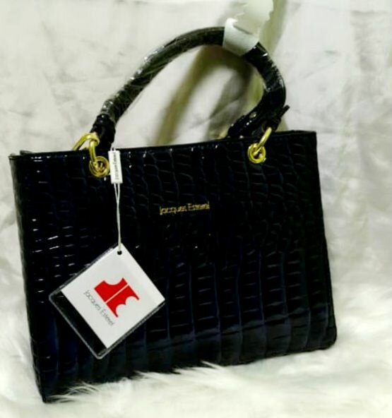 Sac à main en cuir croco élégant