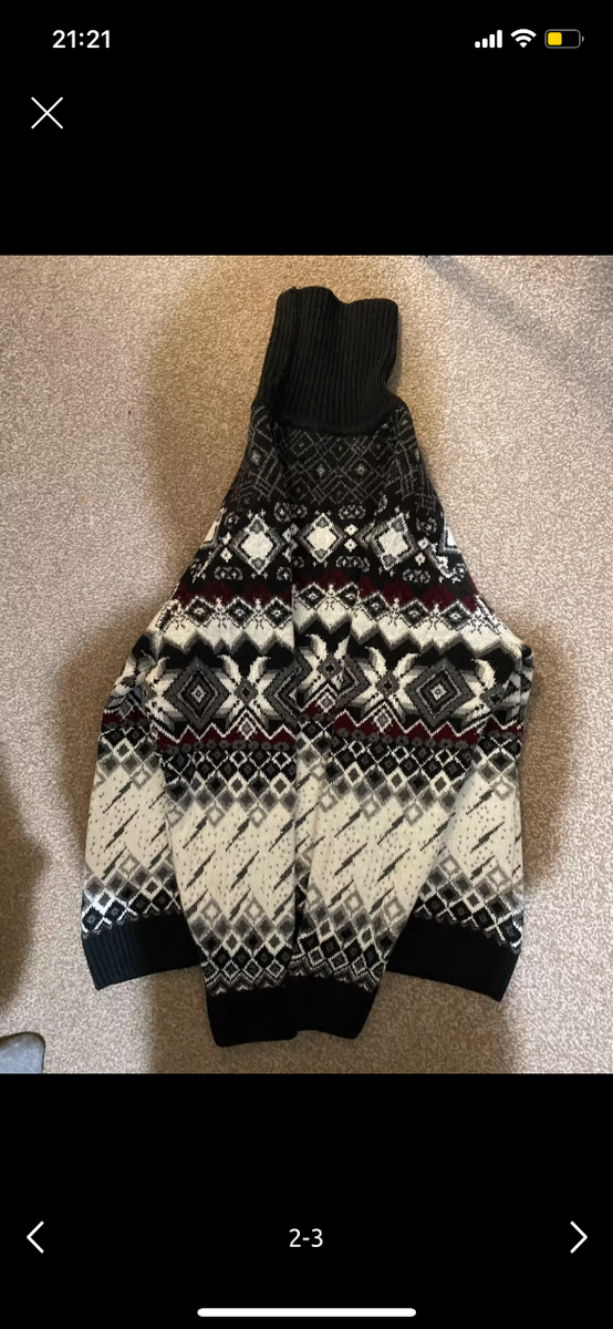 Очень мягкий теплый шерстяной Турецкий новый  свитер. Привоз