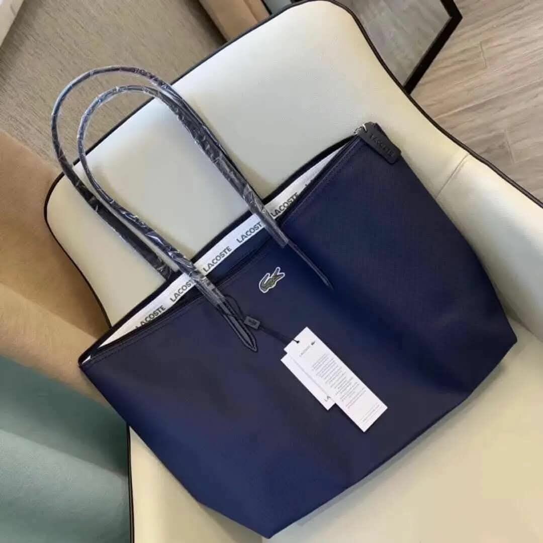 Sac fourre-tout Lacoste élégant