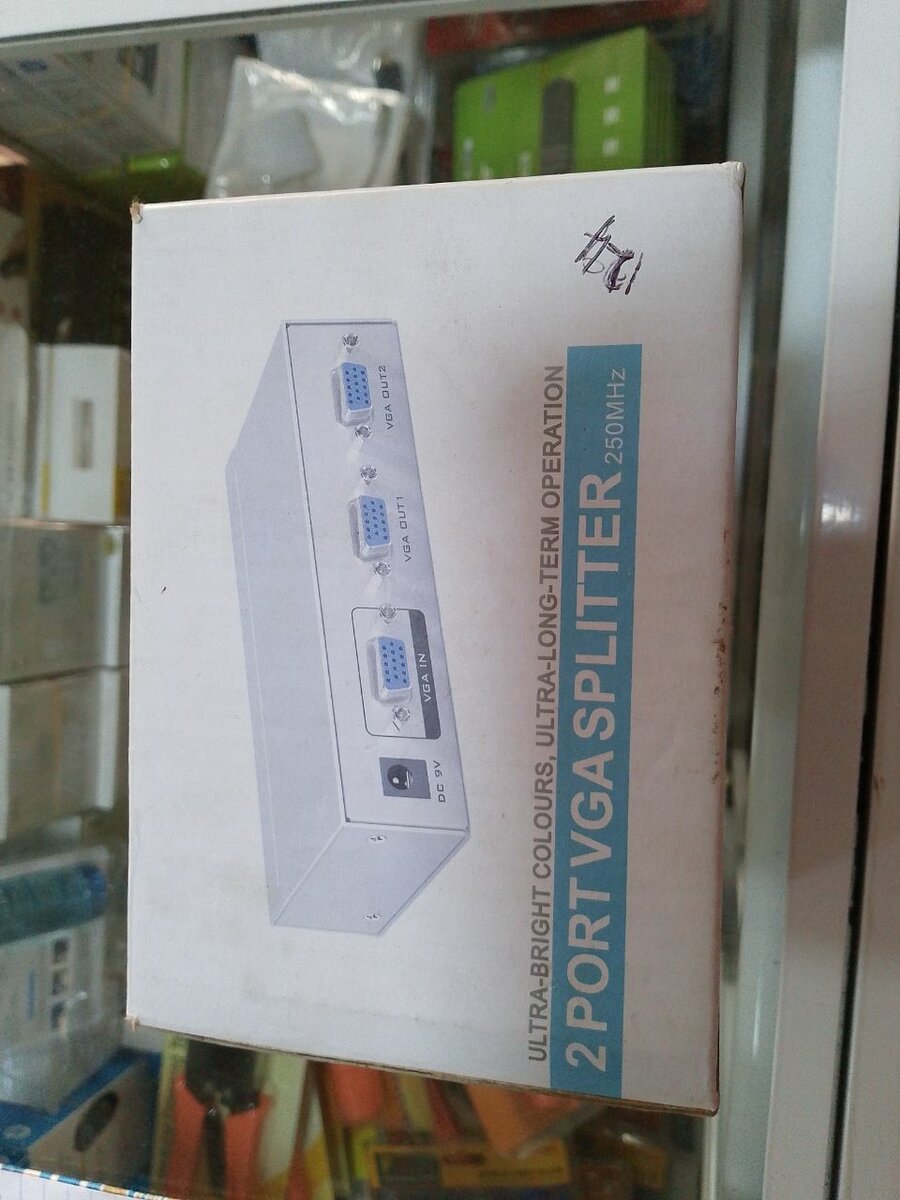 VGA SPLITTER 2PORT