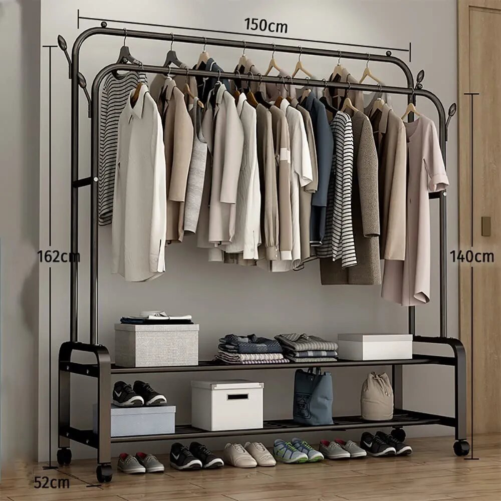 Metal clothes hanger