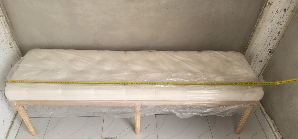 Banc rembourré élégant bois