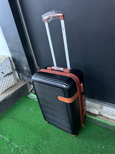 Stylish Hardshell Suitcase