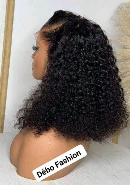 Perruque bouclée Débo Fashion