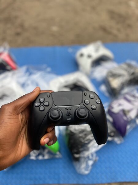 Manette PS5 quasi neuve